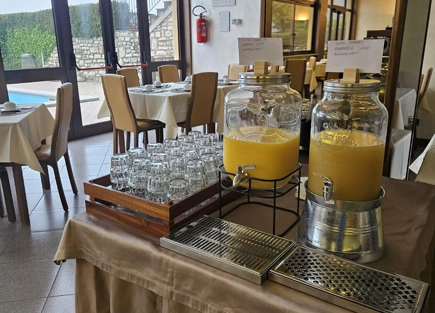 ***  Hotel Bellavista 티날레 이탈리아